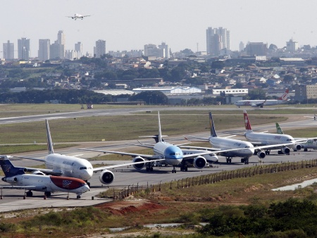EUA permite voos do Brasil