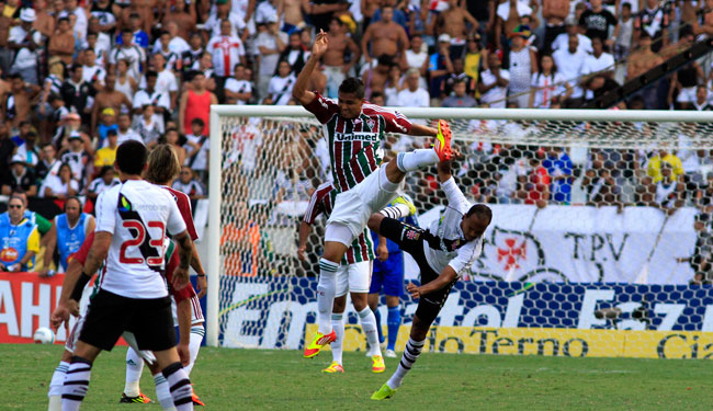 Vasco-x-Fluminense-bagarai1