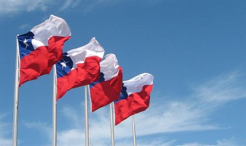 Chile impõe quarentena dupla para brasileiros